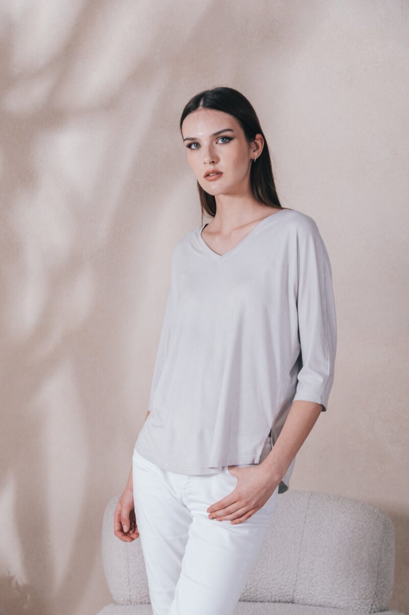 arisum Kimora T-Shirt „Platino“ – Damen Shirt in elegantem Hellgrau - Image 7